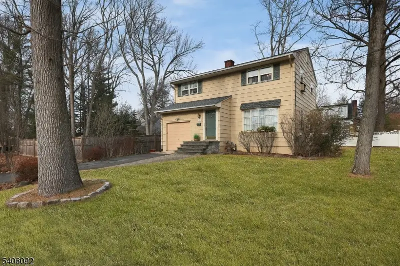 947 Dunham Ave, Westfield, NJ 07090 - Image #2