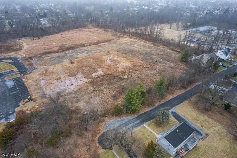 000 Woodside Lane, Finderne, NJ 08807 - Image #3