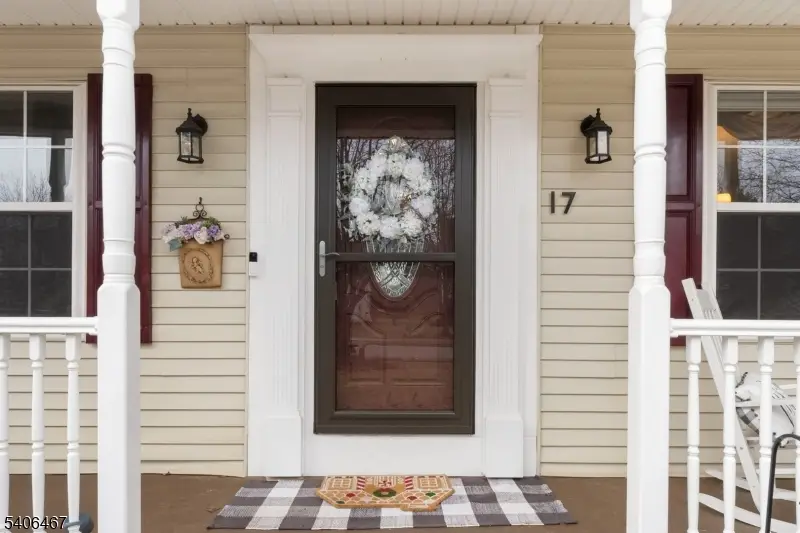 17 Frelinghuysen St, Belvidere, NJ 07823 - Image #3