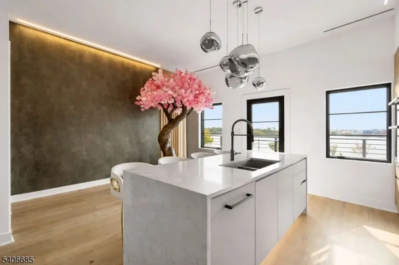 6 Harbor Front Ter #6, Elizabethport, NJ 07206 - #2