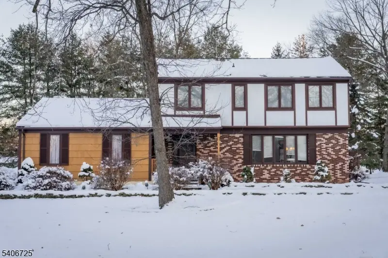 4 Hickory Ln, Readington Township, NJ 08889 - Image #2