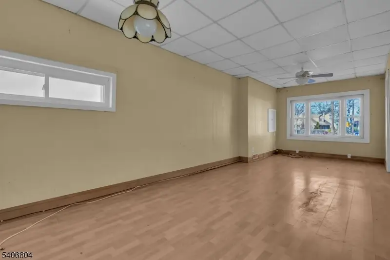 72 Allentown Rd, Parsippany Troy Hills, NJ 07054 - Image #3