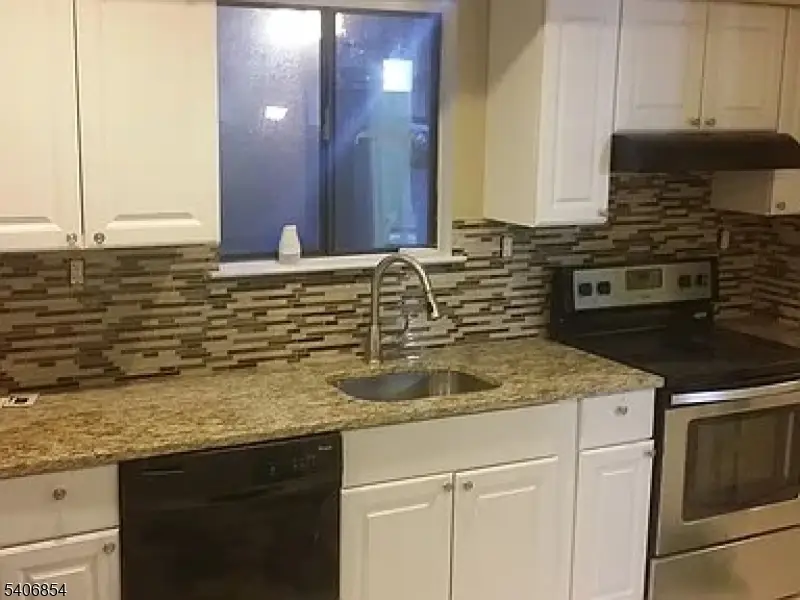 124 Bluebird Dr, Hillsborough, NJ 08844 - Image #1