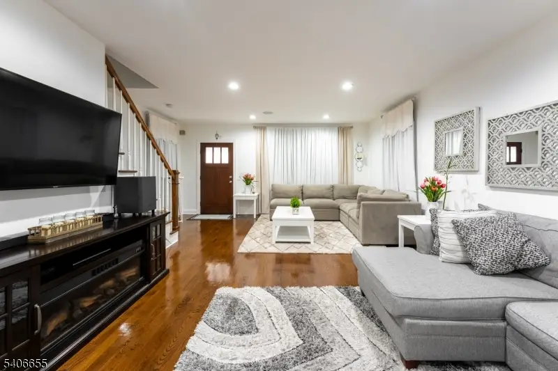 144 Silleck St, Clifton, NJ 07013 - Image #3