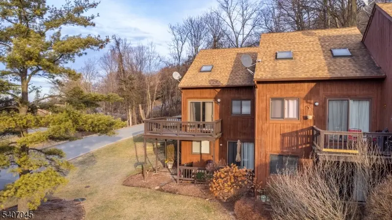 1 Deer Valley Ln #2, Vernon Center, NJ 07462 - Image #1