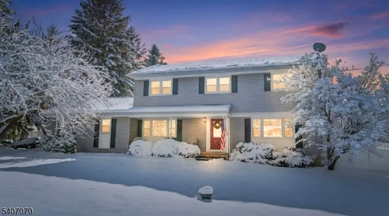 1 Oak Grove Rd, Raritan Township, NJ 08822 - Image #1