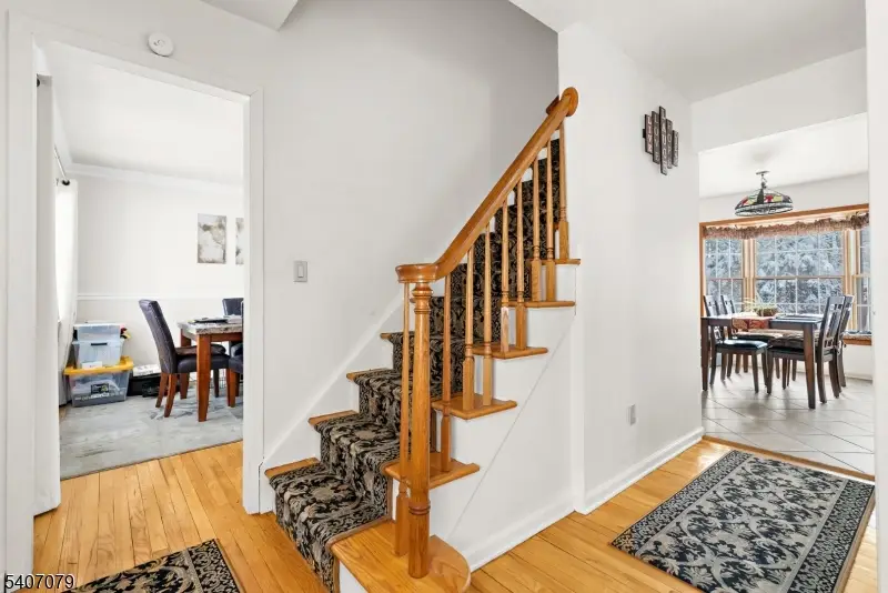 1 Oak Grove Rd, Raritan Township, NJ 08822 - Image #3