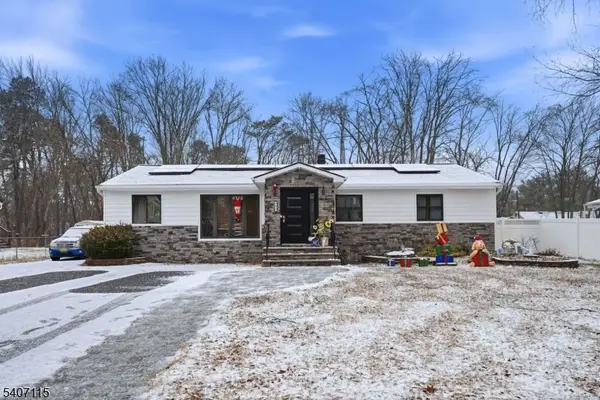 587 Marlboro Rd, Old Bridge Twp., NJ 08857