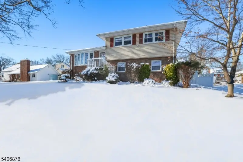 196 Russell Ave, Rahway, NJ 07065 - Image #2