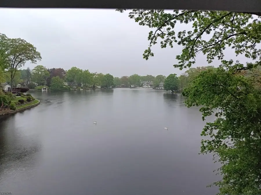 69 Fox Hill Rd, Denville, NJ 07054 - Image #3