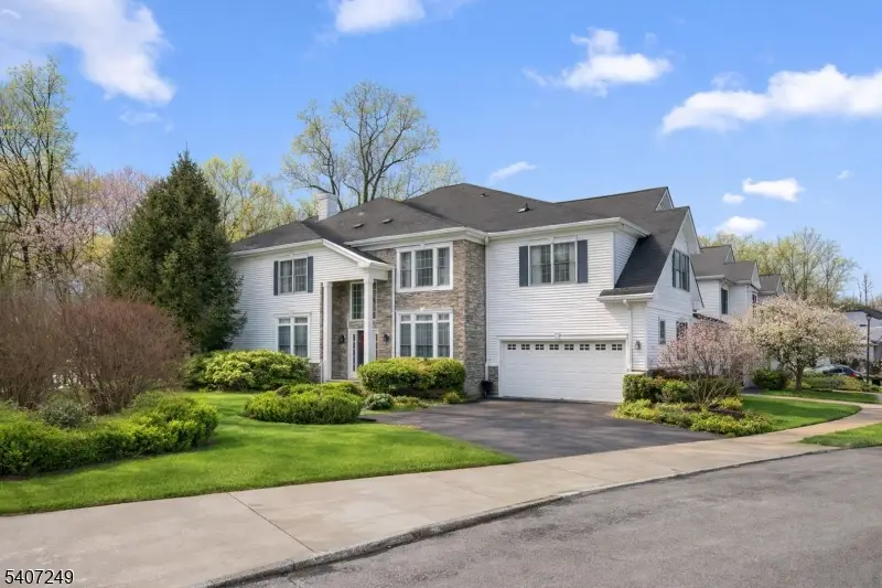48 Bovensiepen Ct, Roseland, NJ 07068 - Image #1