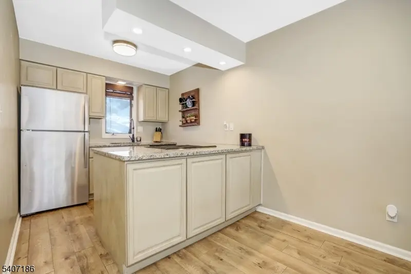 13 Village Way #4E, Vernon Township, NJ 07462 - Image #3