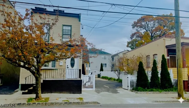 20 Lake St, Silver Lake, NJ 07109 - Image #1