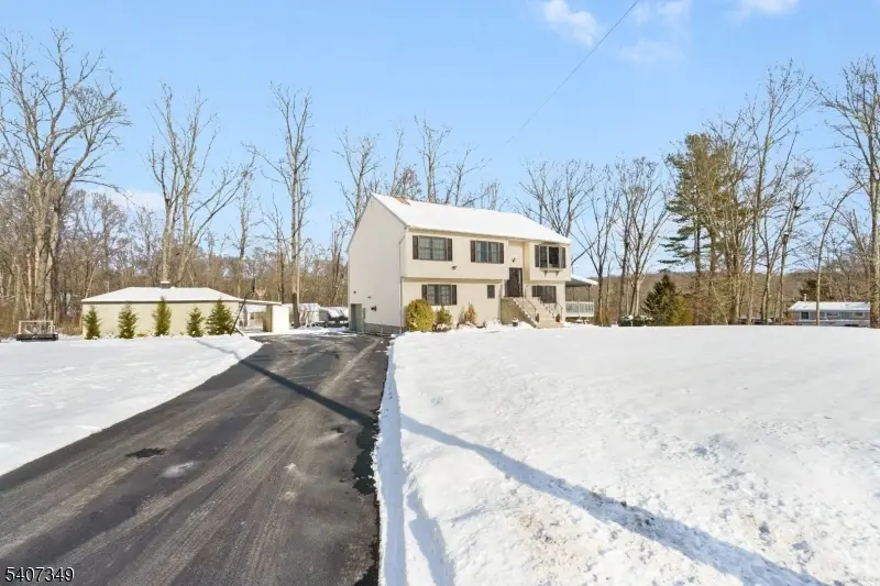 7 Mulberry Ln, Crandon Lakes, NJ 07860 - Image #2