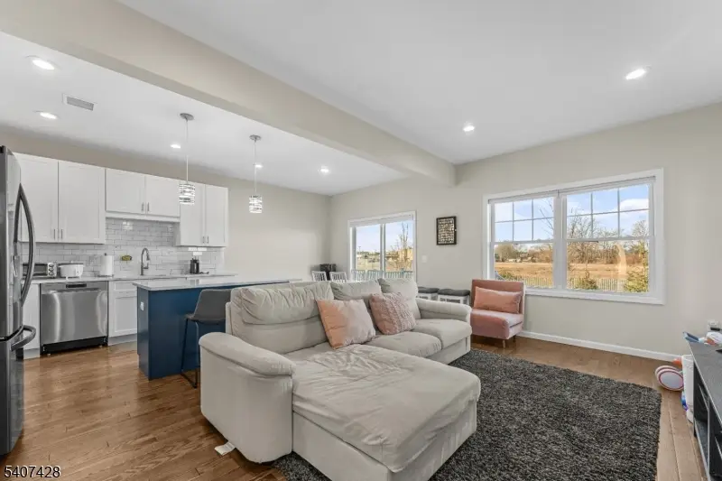 76 Valerie Dr, Manville, NJ 08835 - Image #1