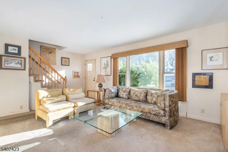 272 Old Tote Rd, Mountainside, NJ 07092 - Image #2