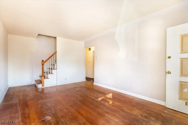 70 Kierstead Ave, Nutley, NJ 07110 - Image #3