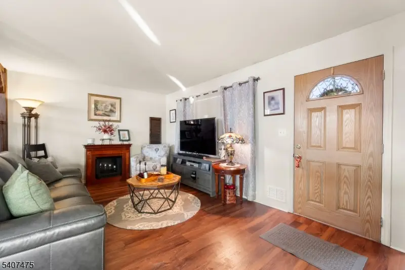 63 Tennyson St, Carteret, NJ 07008 - Image #3