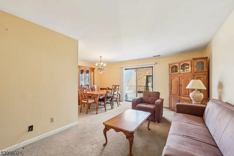 825 Riverside Ave #14B, Lyndhurst, NJ 07071 - Image #3