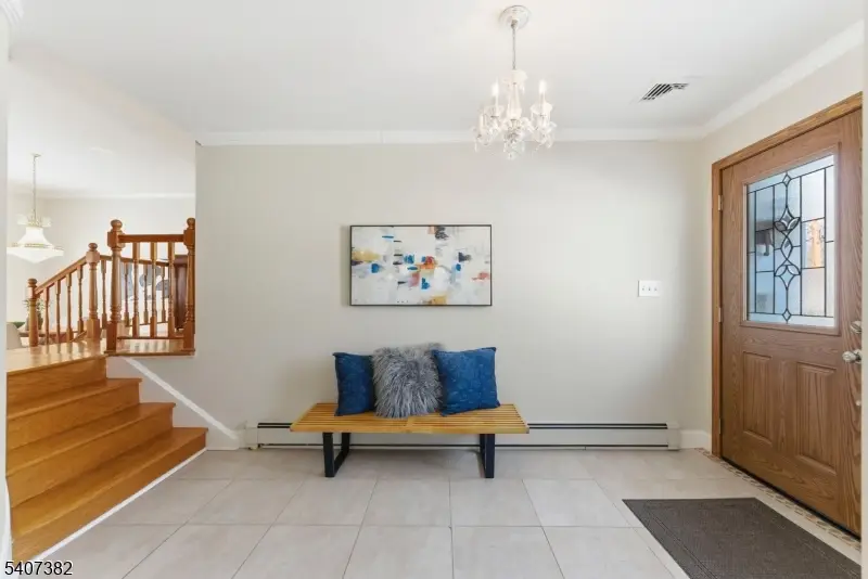 3 Rutgers Ct, Roseland, NJ 07068 - Image #3