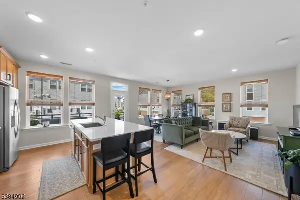 4 Sadie Cir #4205, Union Twp., NJ 07083