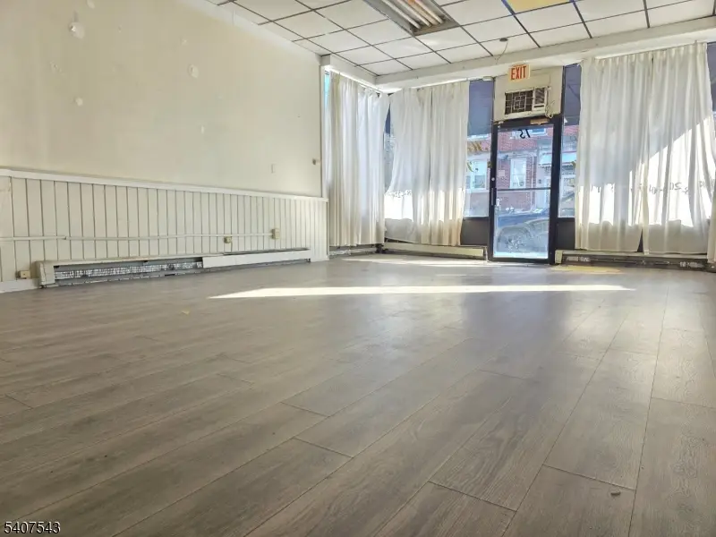 15 E Price St, Linden, NJ 07036 - Image #3