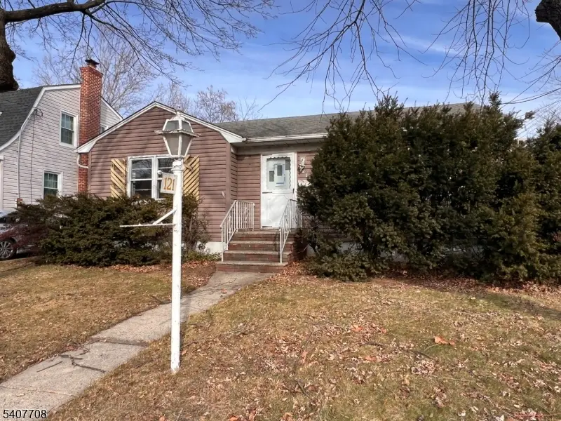 121 Woodbridge Ave, Sewaren, NJ 07077 - Image #1