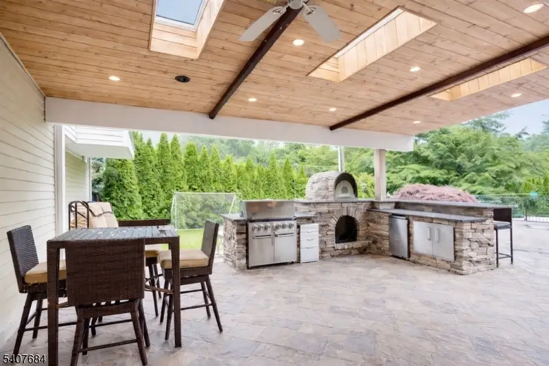 61 Carlisle Rd, Preakness, NJ 07470 - Image #3