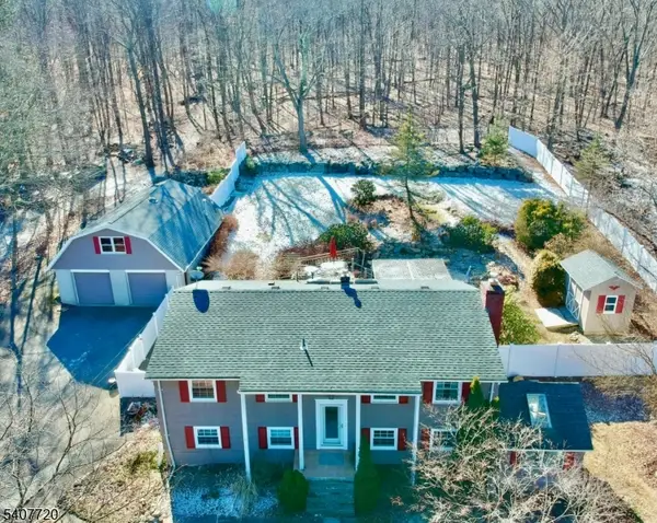 27 Grandview Ave, Jefferson Twp., NJ 07460