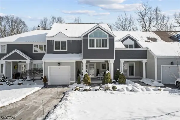 52 Manor Sq, Sparta Twp., NJ 07871