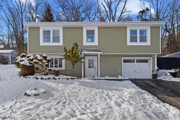 78 Red Twig Trl, Bloomingdale Boro, NJ 07403