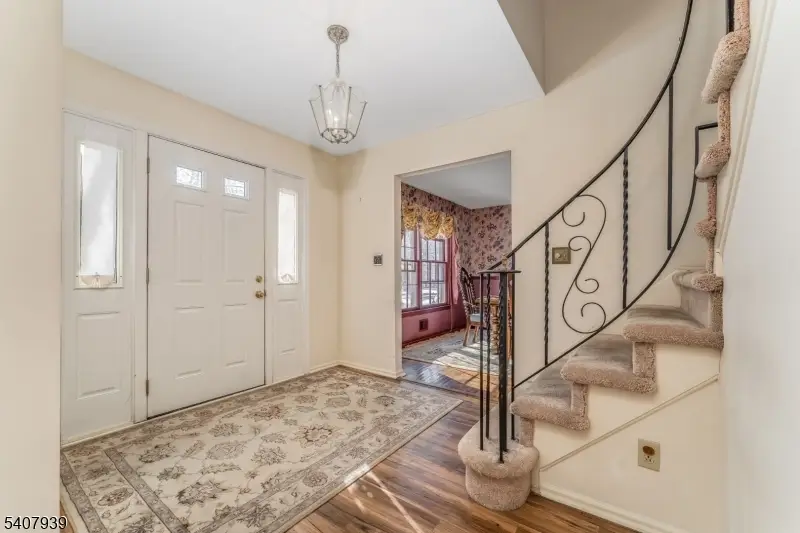 3 Meadow Lark Ct, Raritan Township, NJ 08822 - Image #3