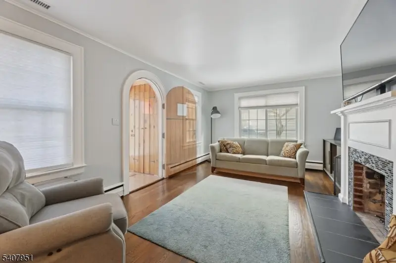 15 Godfrey Ave, Roseland, NJ 07068 - #2