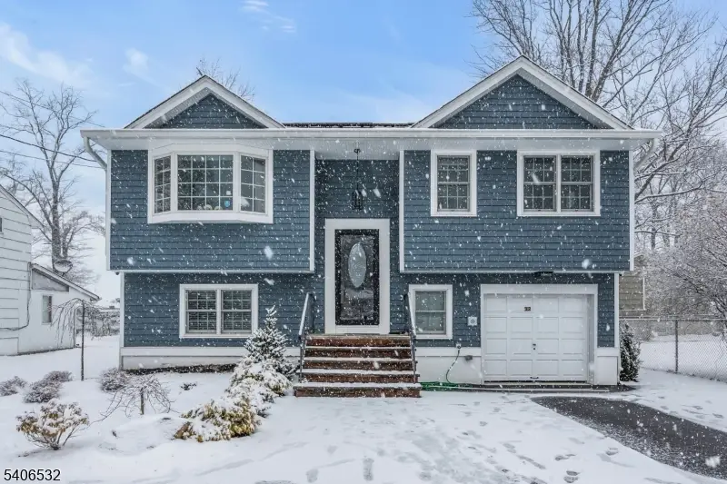 32 Kline Blvd, Colonia, NJ 07067 - Image #1