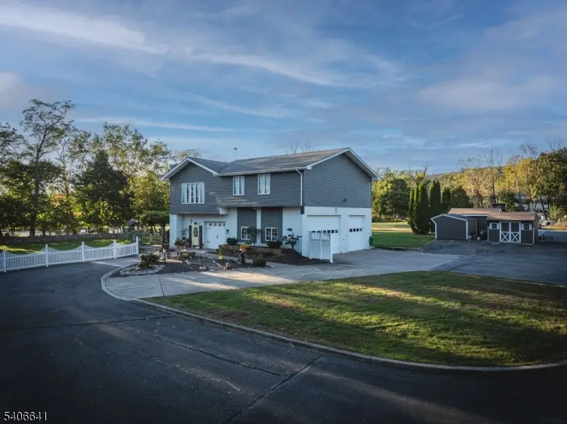 811 & 809 Route 57, Stewartsville, NJ 08886 - #2