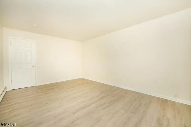 1 River Rd #3G, Nutley, NJ 07110 - Image #3