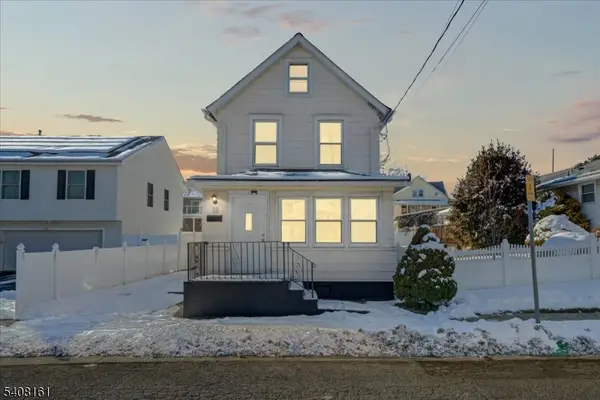 27 N 3rd Ave, Manville Boro, NJ 08835