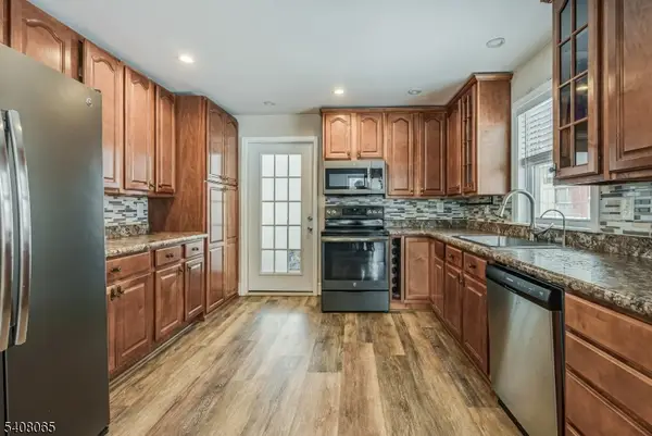 108 Lake Ave, Newton Town, NJ 07860