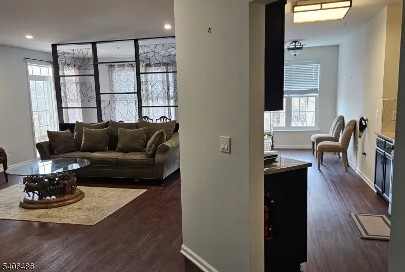 3211 Cleveland Ln #211, Mount Hope, NJ 07866 - Image #3