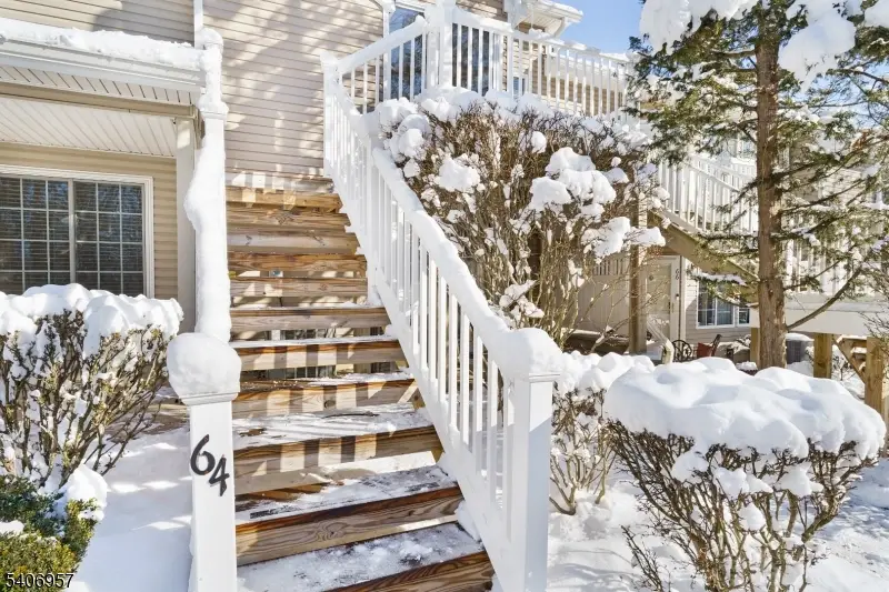 64 Encampment Drive, The Hills, NJ 07921 - #2