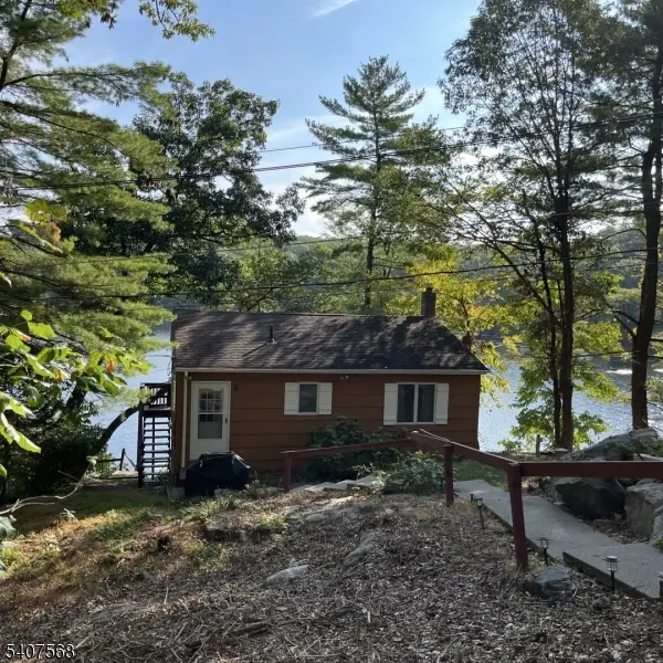 6 Jans Way, Byram Township, NJ 07821 - #2