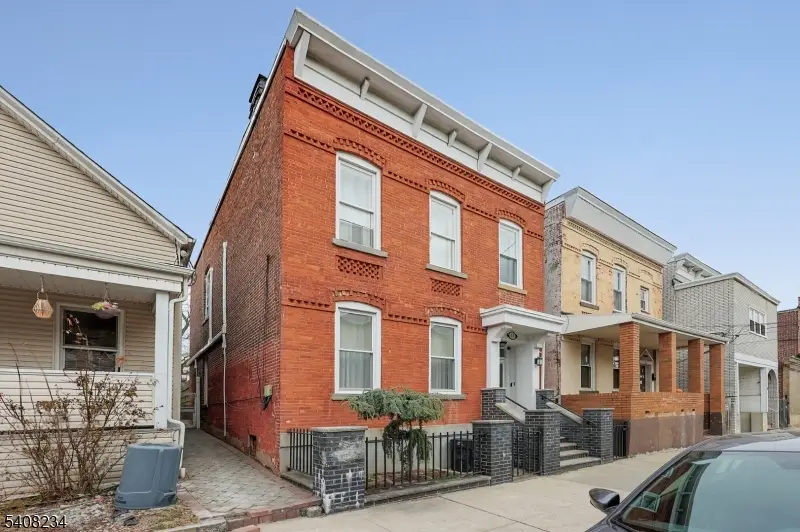 13 W 16th St, Bayonne, NJ 07002 - #2