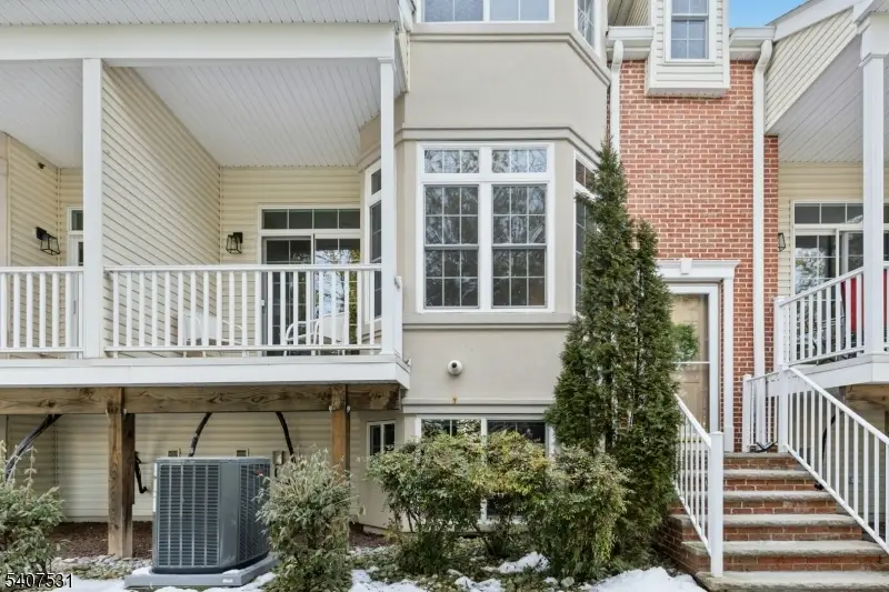 615 Maple Ct #615, Garwood, NJ 07027 - Image #2