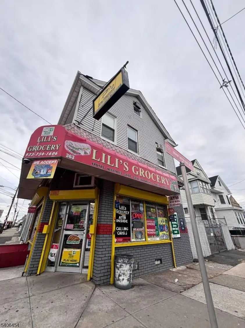 363 10th Ave, Paterson, NJ 07514 - #1