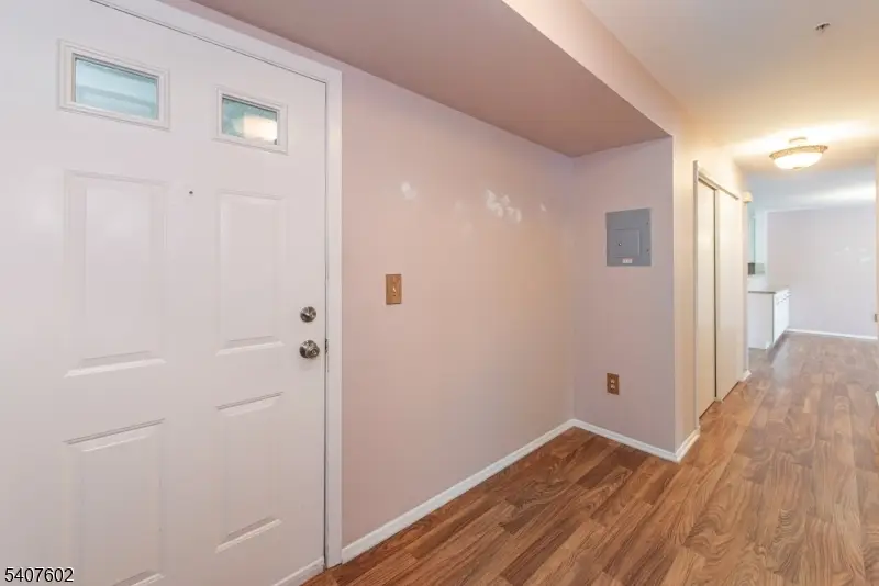 27 Loch Ln, Ledgewood, NJ 07852 - Image #3