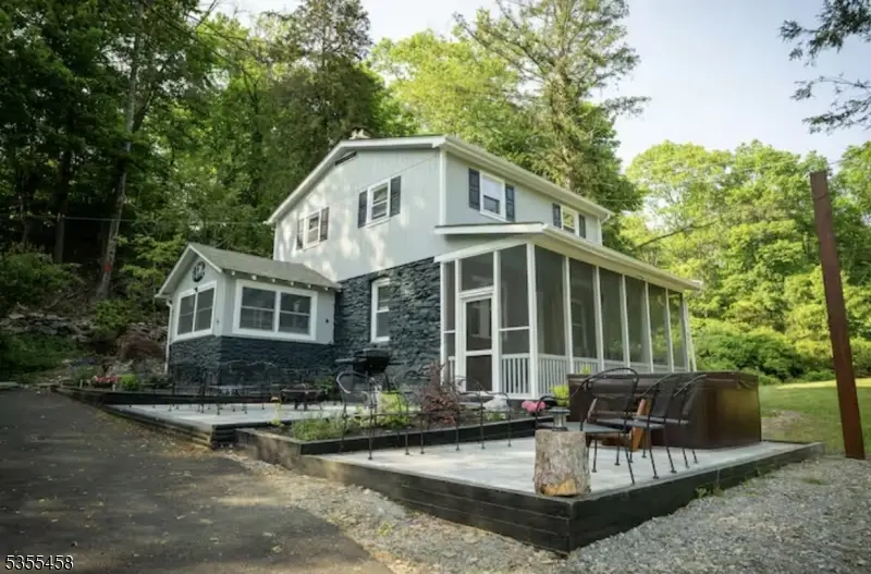 14 Luchetti Way, Andover Township, NJ 07860 - #2