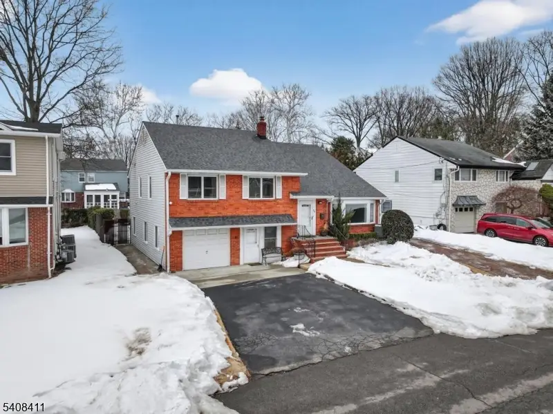 84 Allwood Pl, Clifton, NJ 07012 - #3