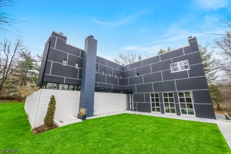 451 Mountain Ave, North Caldwell, NJ 07006 - Image #2