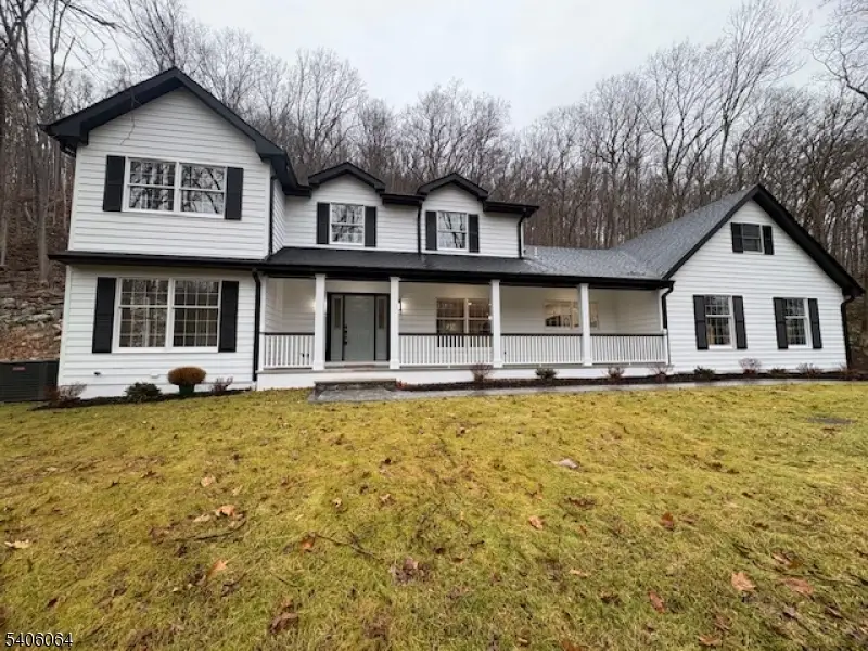 146 Rockaway Rd, Tewksbury, NJ 08833 - #1