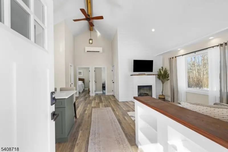 8 Worthington Rd, Frankford, NJ 07826 - Image #2